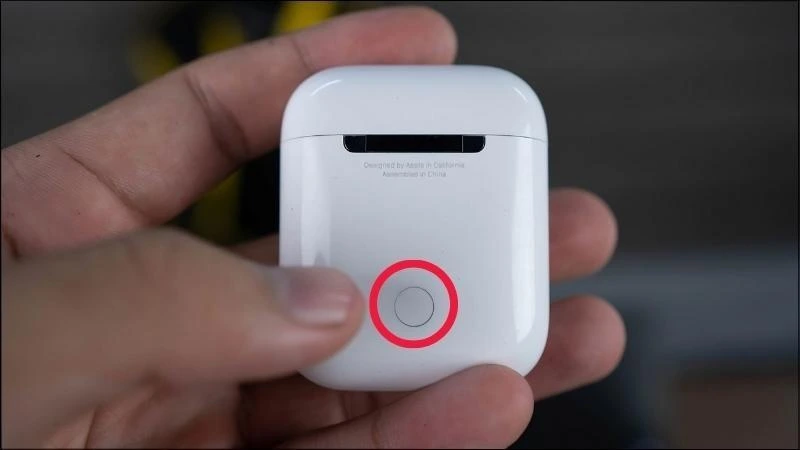 airpods setup button