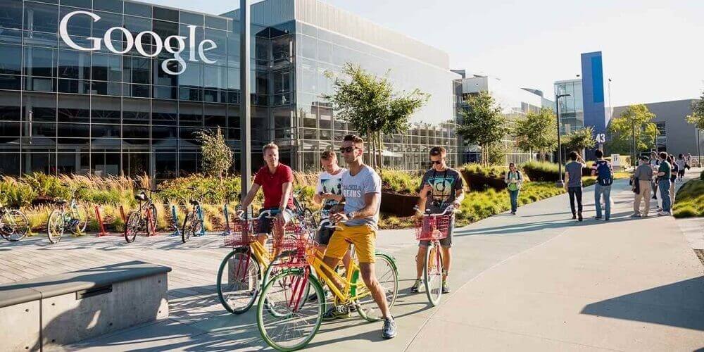 Bikes to travel in the campus