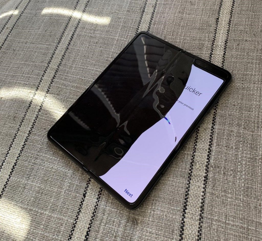 bendable designed smartphones